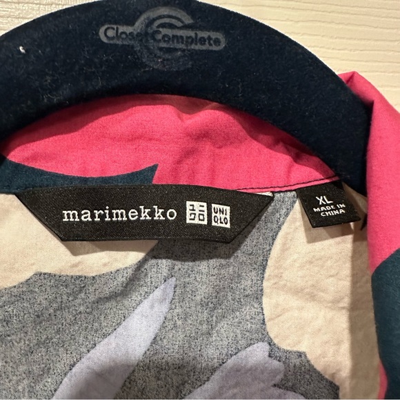 Uniqlo x Marimekko Floral Button Up - Picture 3 of 3